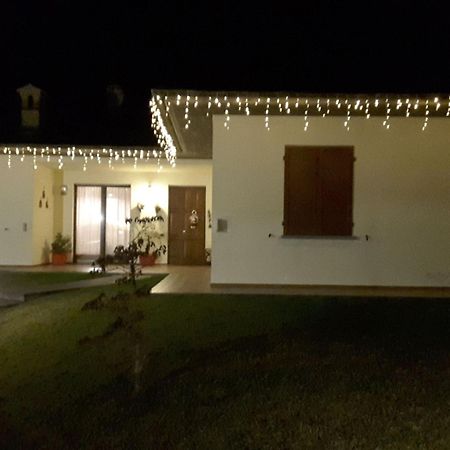 Marinella B&B Cornale Екстер'єр фото