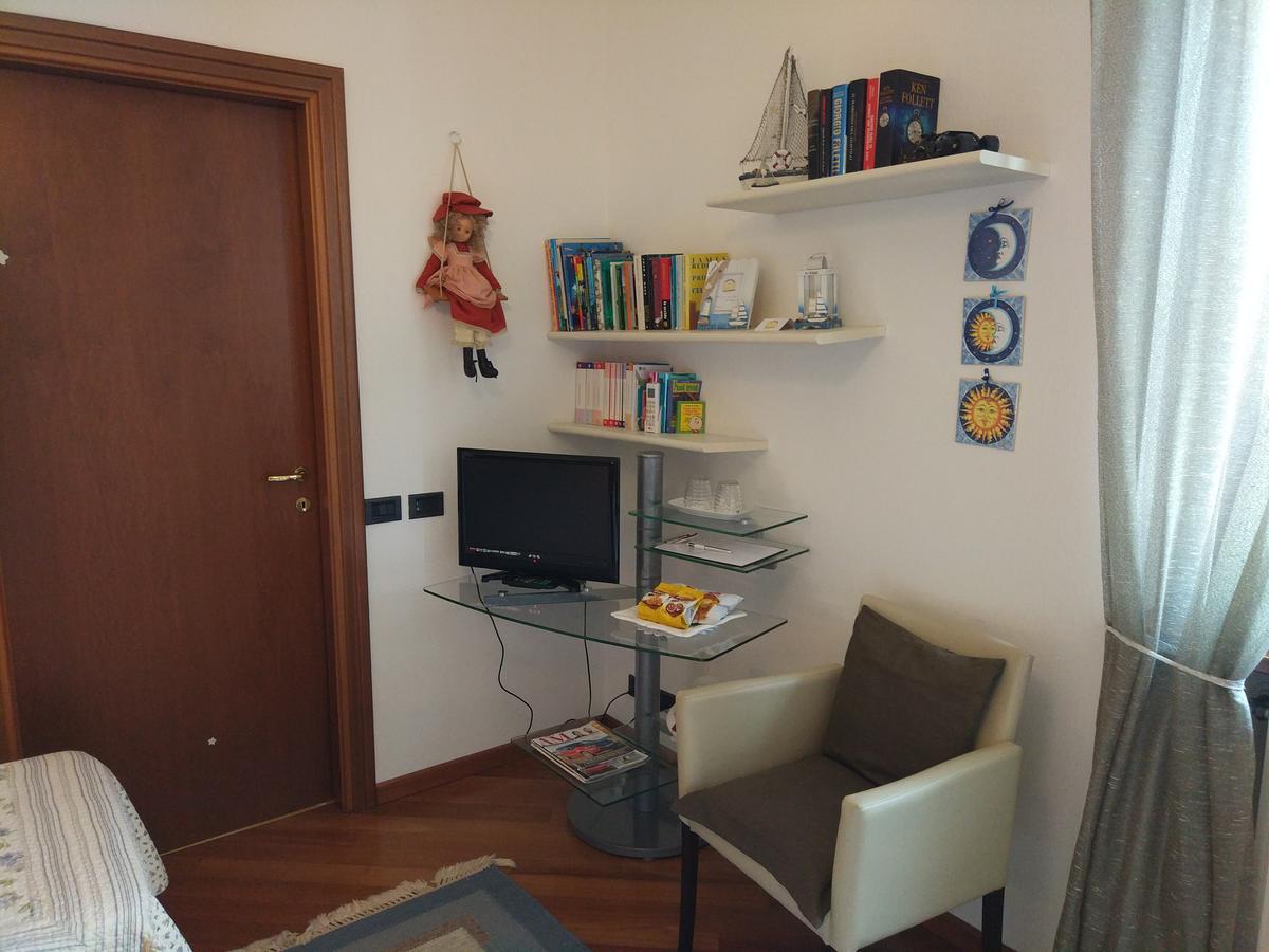 Marinella B&B Cornale Екстер'єр фото